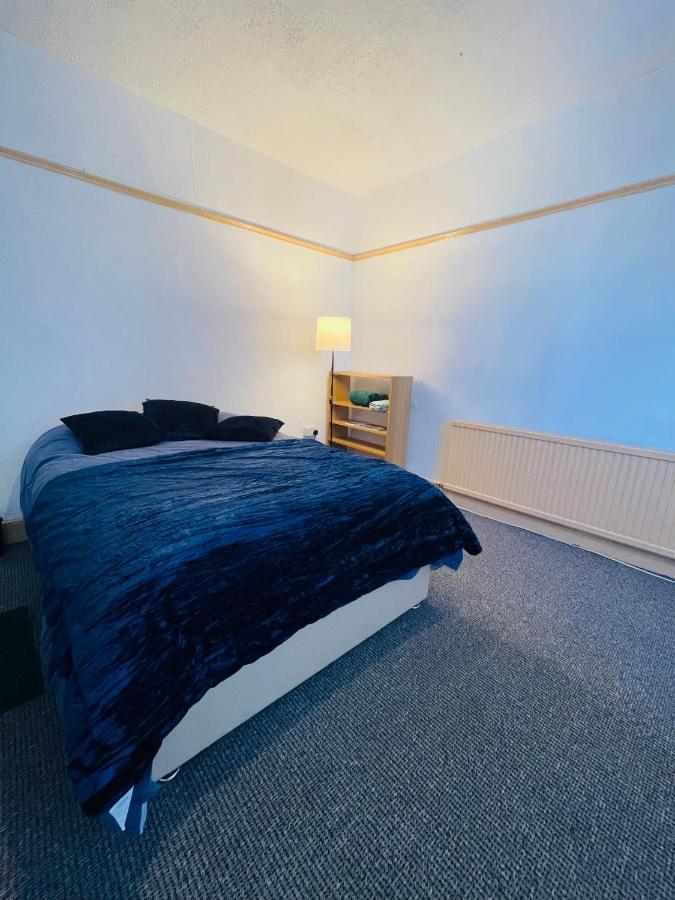 Shous Guest House Emersons Green Extérieur photo
